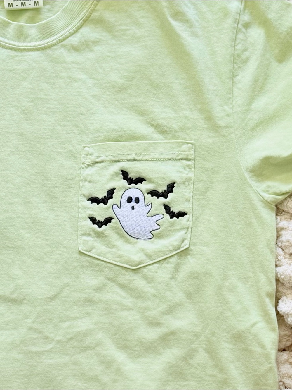 Ghost and Bats Pocket T-Shirt - Picture 2 of 3